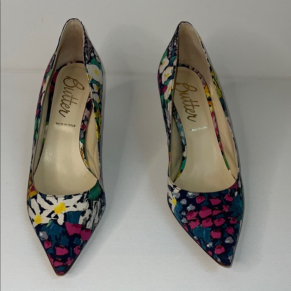 EUC Butter Luxury Italian Floral Women's Heels Size 7 - Picture 3 of 6